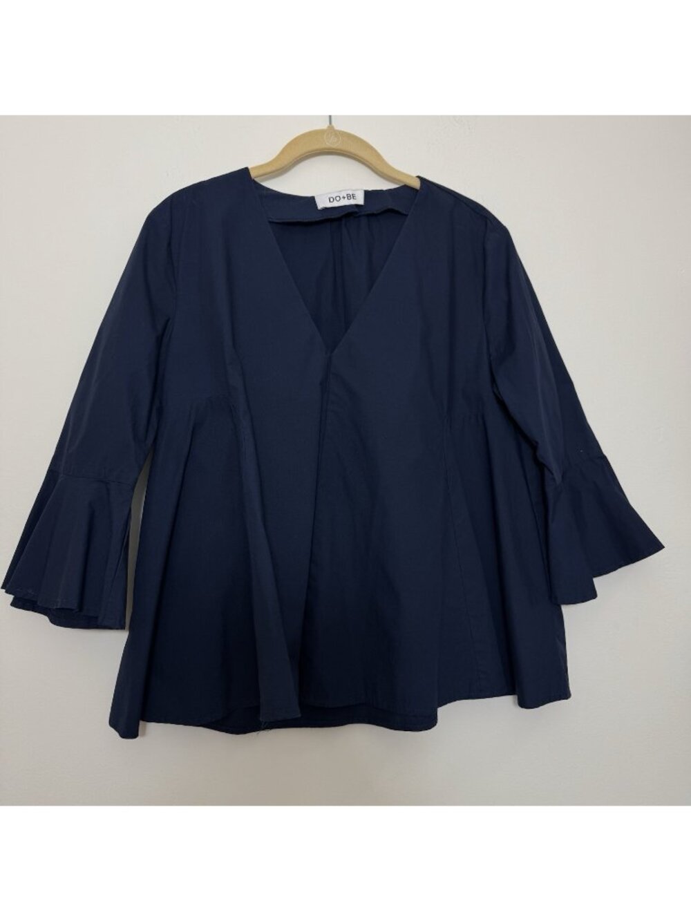Do + Be Women’s V-Neck Relaxed Fit Blouse Size L Navy Blue 3/4 Bell Sleeve